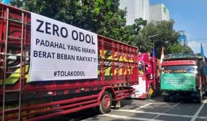 Aksi Demo Ratusan Sopir Truk ODOL Tuai Kemacetan di Jalan Merdeka Jakarta, Simak Penjelasannya